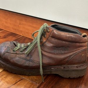 doc martens vintage hiking shoes